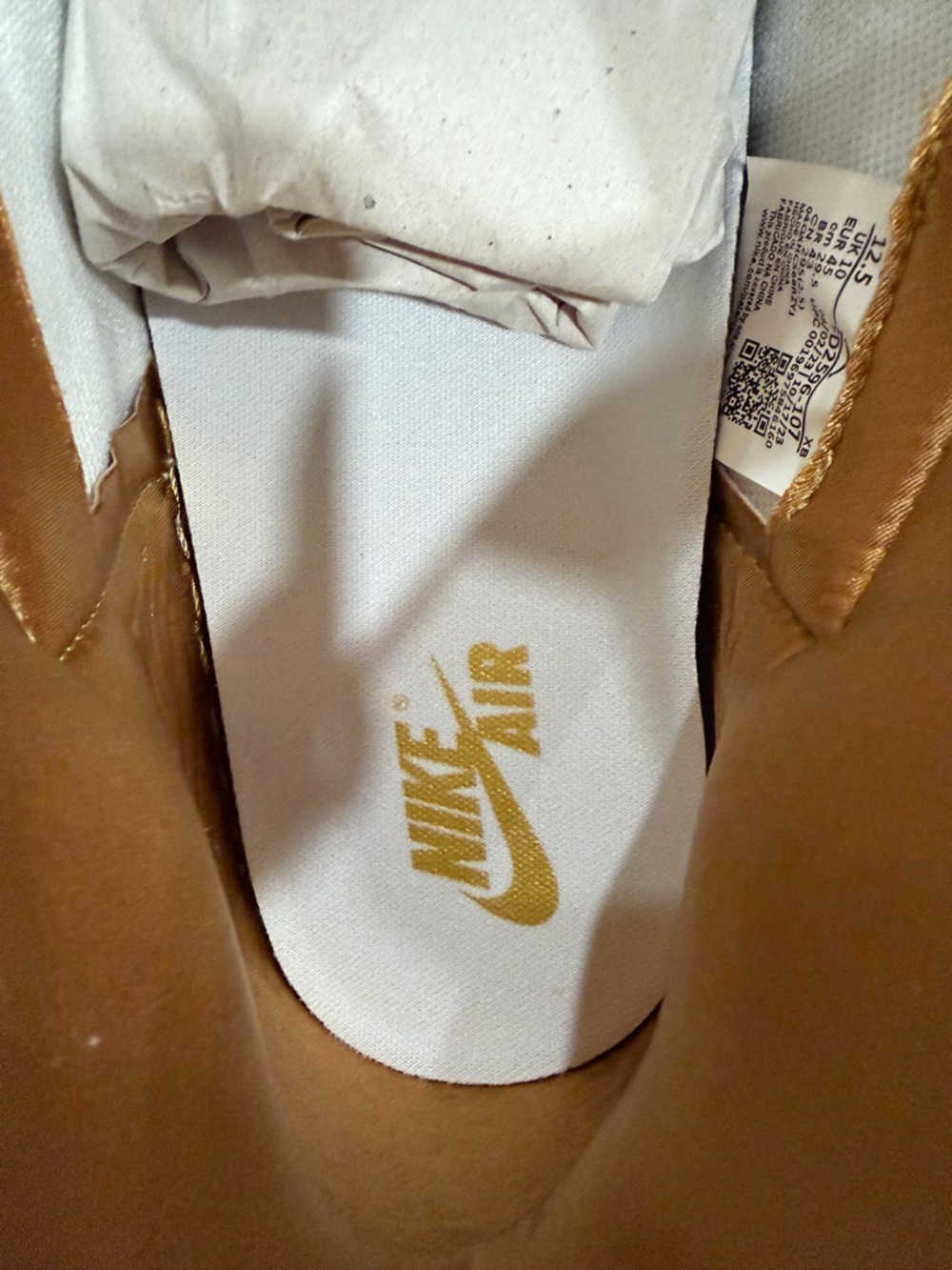 Nike Air Jordan 1 Retro OG Shoes White Metallic Gold size 12.5 - Picture 8 of 10